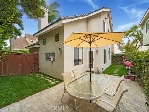 17  Gretchen Ct  , Aliso Viejo, CA