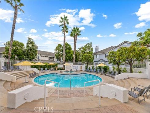 19  Breakers Lane  , Aliso Viejo, CA