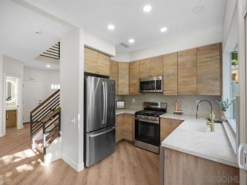 49 Hawaii Dr , Aliso Viejo, CA