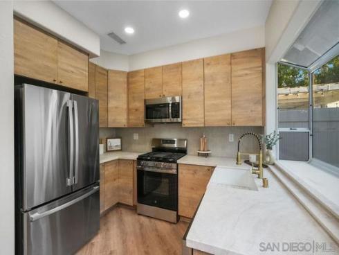 49 Hawaii Dr , Aliso Viejo, CA