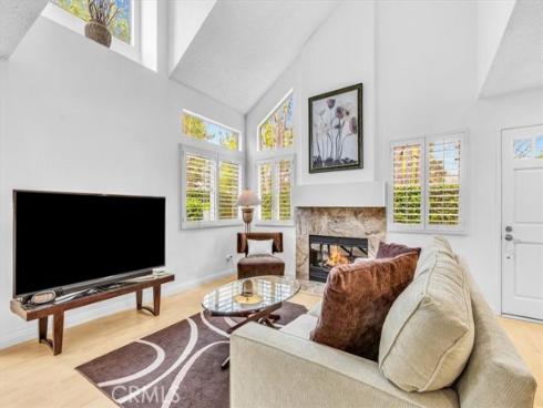 15 Stoneglen 68 , Aliso Viejo, CA