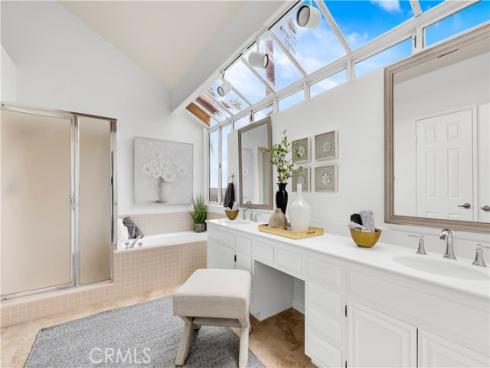 29  Sandbridge  , Aliso Viejo, CA