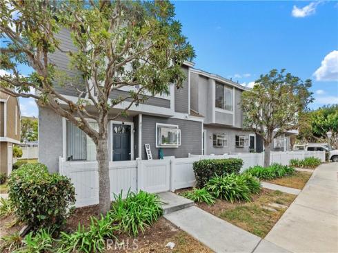 19 Briarwood 66 Lane, Aliso Viejo, CA