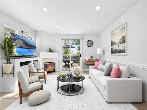 32  Carlsbad  , Aliso Viejo, CA