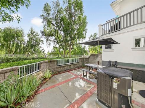 32  Carlsbad  , Aliso Viejo, CA