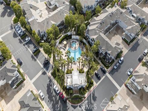 32  Carlsbad  , Aliso Viejo, CA