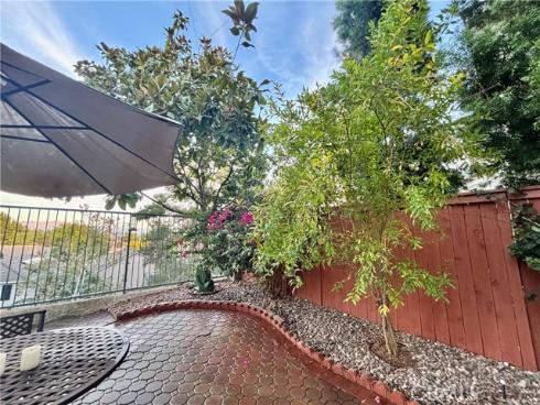 6  Plateau  , Aliso Viejo, CA