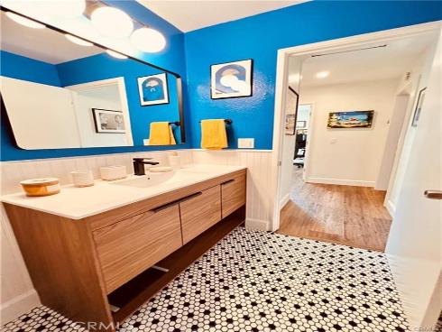 23432  Via San Martine  , Aliso Viejo, CA