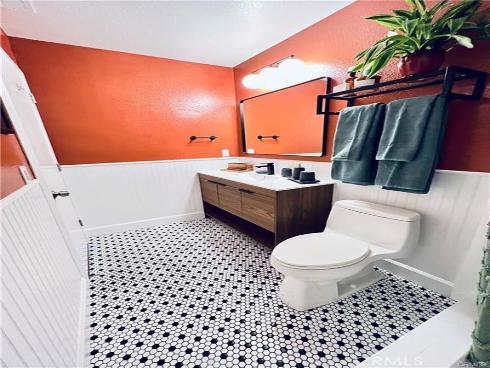 23432  Via San Martine  , Aliso Viejo, CA