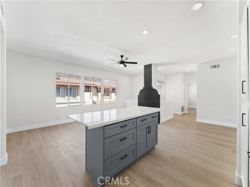 14  Mosaic  , Aliso Viejo, CA