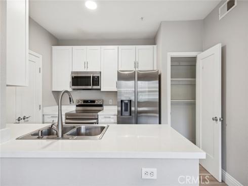 22681  Oakgrove  215 , Aliso Viejo, CA