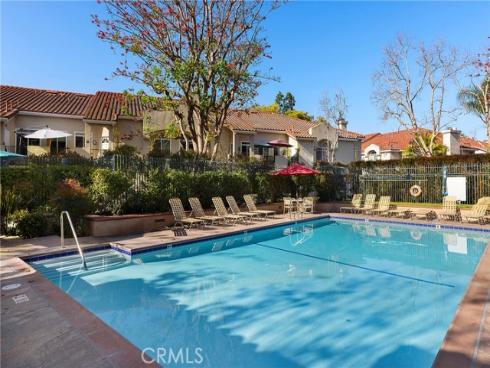 126  Sandpiper Lane  , Aliso Viejo, CA