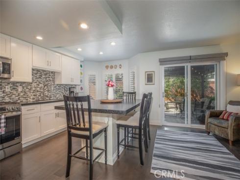 27  Royal Tern  , Aliso Viejo, CA