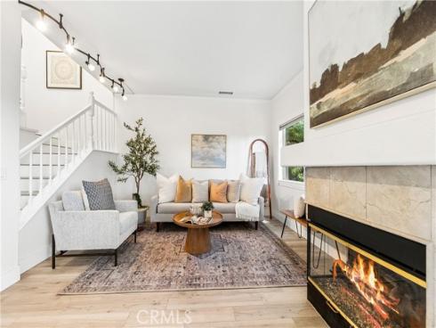 2  Barcelona  , Aliso Viejo, CA