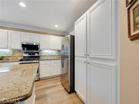 25  Maple  , Aliso Viejo, CA