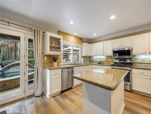 25  Maple  , Aliso Viejo, CA