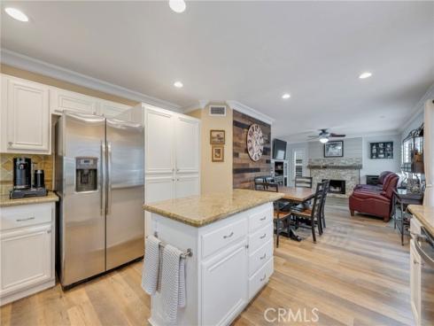 25  Maple  , Aliso Viejo, CA