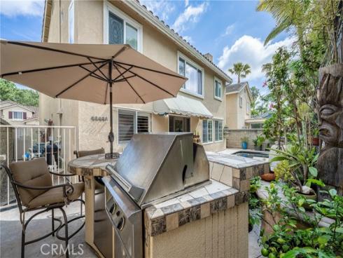 25  Maple  , Aliso Viejo, CA