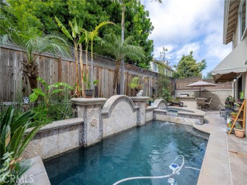 25  Maple  , Aliso Viejo, CA