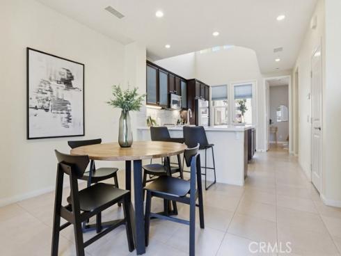 24  Midtown  , Aliso Viejo, CA