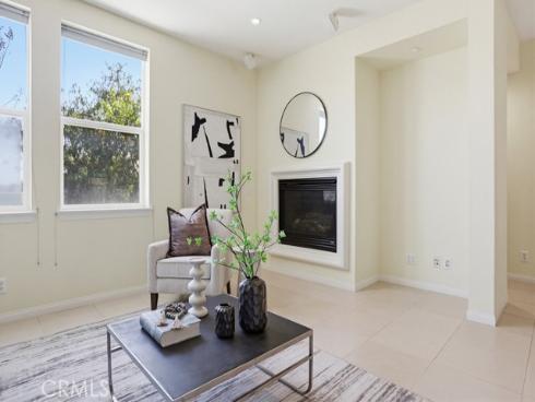 24  Midtown  , Aliso Viejo, CA