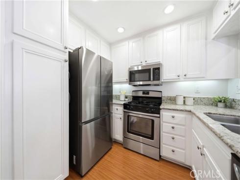 25  Windgate  , Aliso Viejo, CA