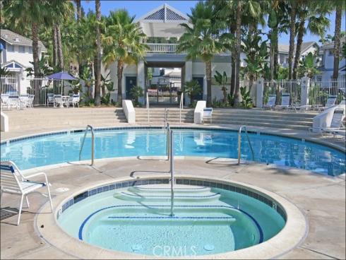 84  Carlsbad  , Aliso Viejo, CA