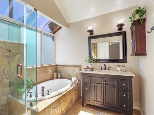 10  Heatherwood  , Aliso Viejo, CA