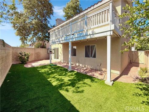 35  Deerborn  , Aliso Viejo, CA