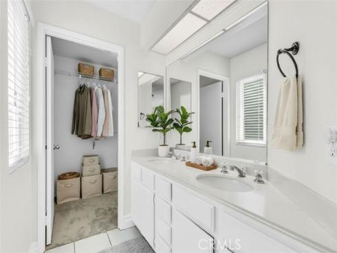 22  Rosewood  , Aliso Viejo, CA