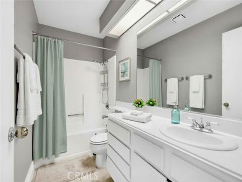 22  Rosewood  , Aliso Viejo, CA