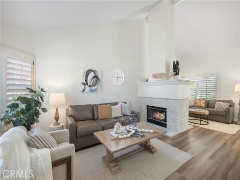 22  Songbird  , Aliso Viejo, CA