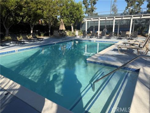 15  Clover  , Aliso Viejo, CA