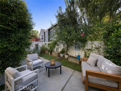 15  Clover  , Aliso Viejo, CA