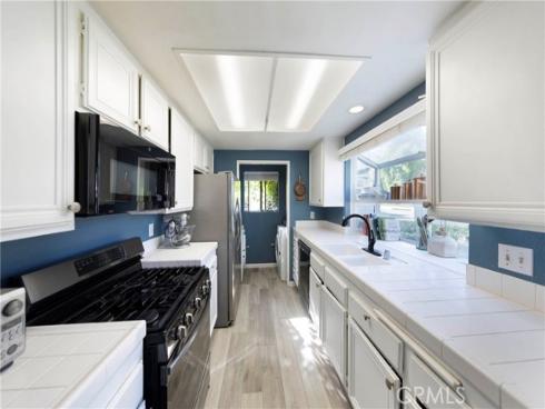 15  Clover  , Aliso Viejo, CA