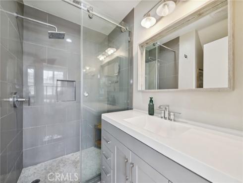 4  Woodcrest  326  Lane, Aliso Viejo, CA