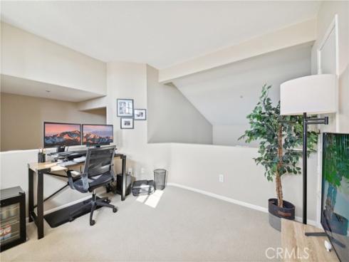 4  Woodcrest  326  Lane, Aliso Viejo, CA