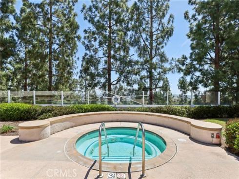 4  Woodcrest  326  Lane, Aliso Viejo, CA
