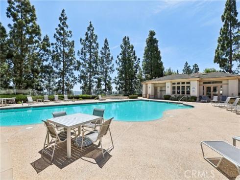 4  Woodcrest  326  Lane, Aliso Viejo, CA