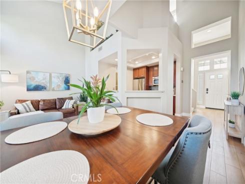 4  Woodcrest  326  Lane, Aliso Viejo, CA