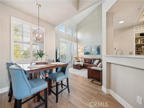 4  Woodcrest  326  Lane, Aliso Viejo, CA