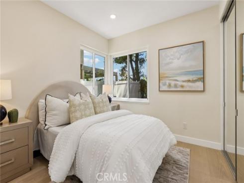 4 Meadowpoint , Aliso Viejo, CA