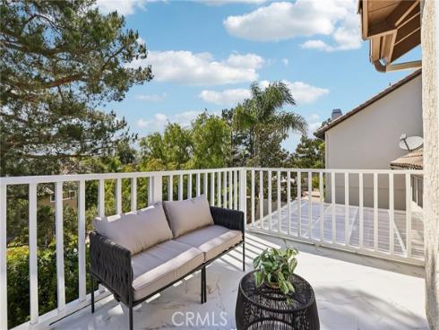4 Meadowpoint , Aliso Viejo, CA
