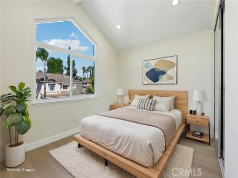 4 Meadowpoint , Aliso Viejo, CA