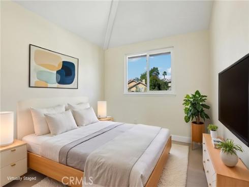 4 Meadowpoint , Aliso Viejo, CA