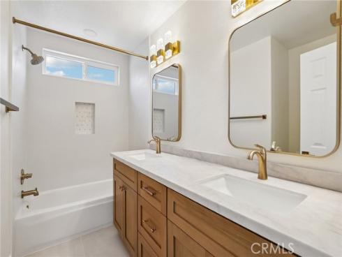 4 Meadowpoint , Aliso Viejo, CA