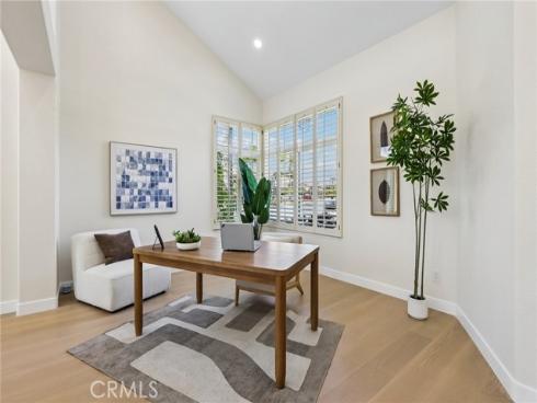 4 Meadowpoint , Aliso Viejo, CA
