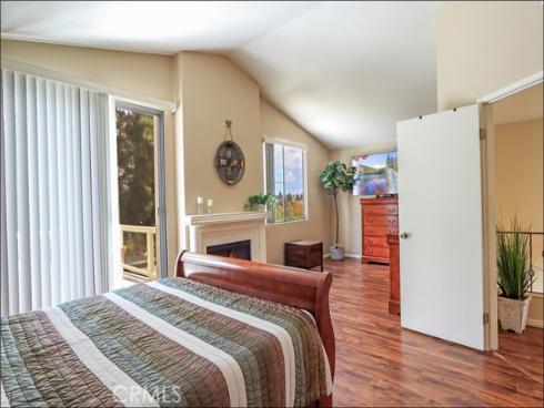 12  Hawaii  , Aliso Viejo, CA