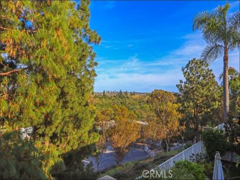 12  Hawaii  , Aliso Viejo, CA