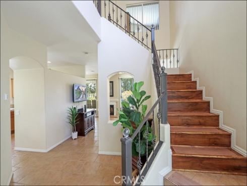 12  Hawaii  , Aliso Viejo, CA